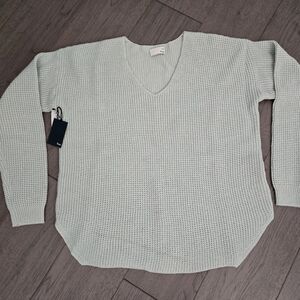 BNWT Aritzia Wilfred Wolter sweater